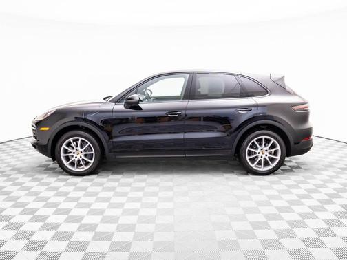 2022 Porsche Cayenne Cayenne