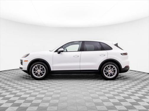 2024 Porsche Cayenne