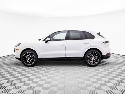 2025 Porsche Cayenne 