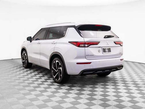 2022 Mitsubishi Outlander SEL 2.5 2WD