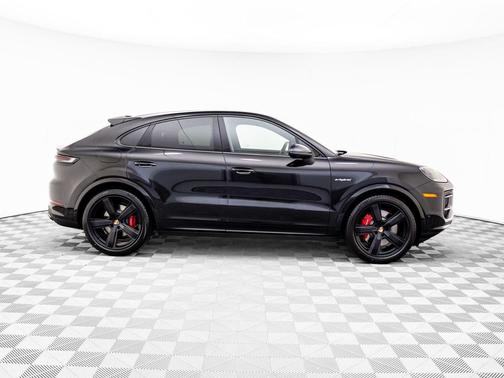 2026 Porsche Cayenne S
