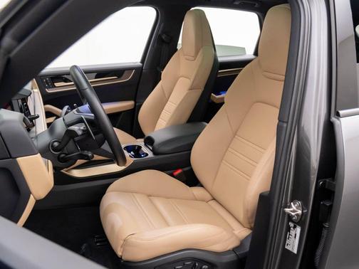 2025 Porsche Cayenne Cayenne