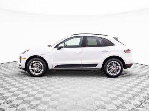 2021 Porsche Macan 