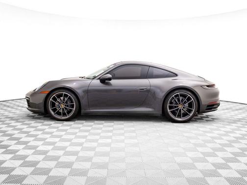 2024 Porsche 911 Carrera