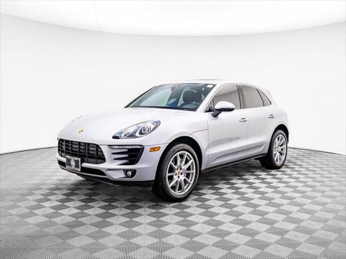 2017 Porsche Macan Base