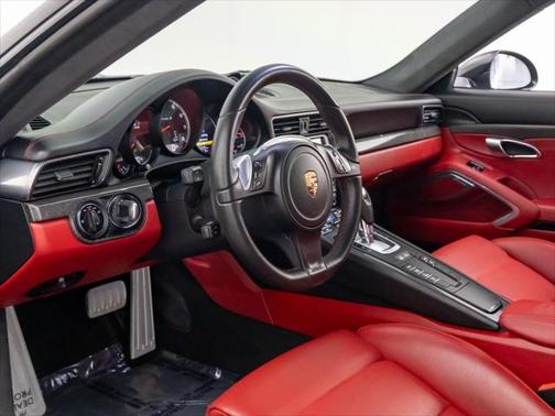 2014 Porsche 911 Turbo S