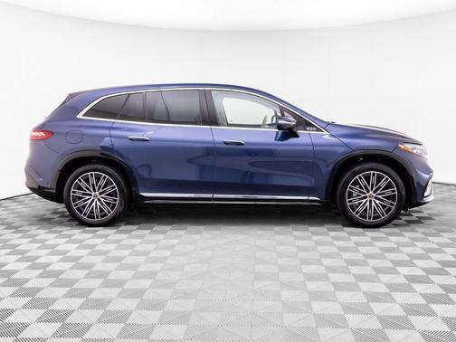 Twilight Blue Metallic 2023 Mercedes-Benz EQS 580 4MATIC