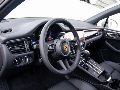 Chalk 2026 Porsche Macan Macan