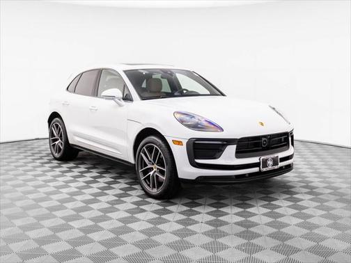 2024 Porsche Macan Base
