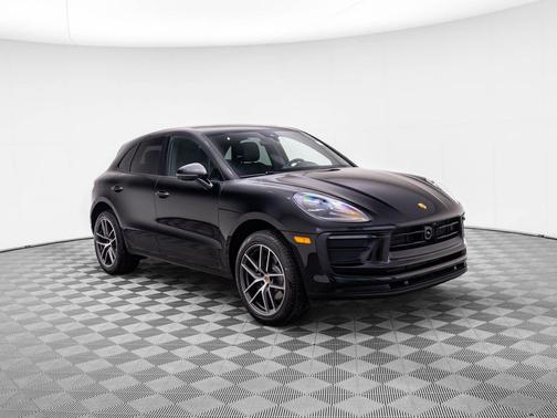 2025 Porsche Macan 