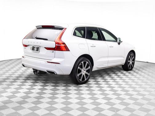 2021 Volvo XC60 T6 Inscription