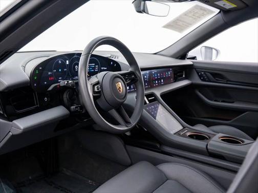 2023 Porsche Taycan