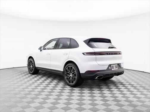 2024 Porsche Cayenne Cayenne