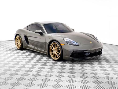 2024 Porsche 718 Cayman GTS 4.0