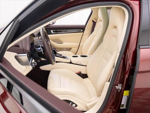 2021 Porsche Panamera Turbo S