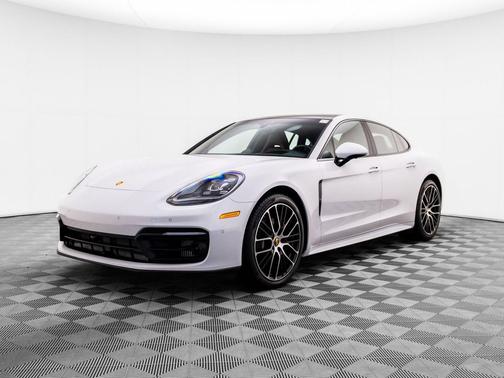 Carrara White Metallic 2023 Porsche Panamera 4 Platinum Edition