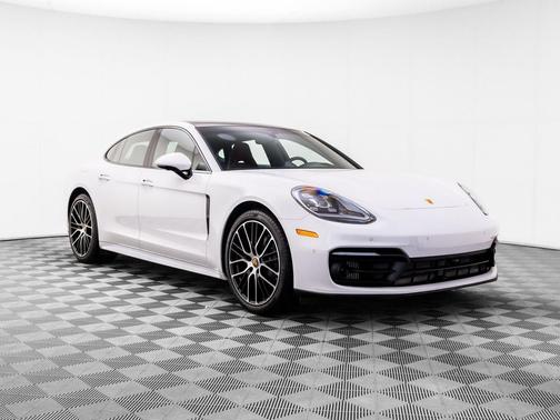 Carrara White Metallic 2023 Porsche Panamera 4 Platinum Edition