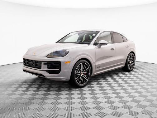 2026 Porsche Cayenne GTS