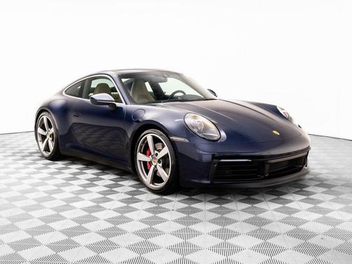 2020 Porsche 911 Carrera 4S