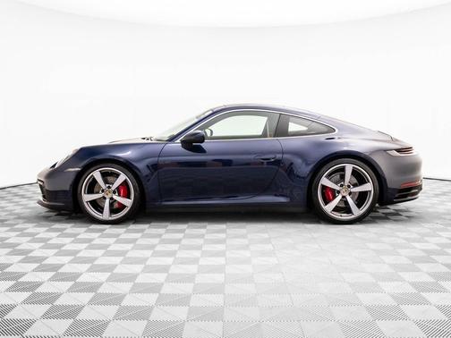 2020 Porsche 911 Carrera 4S