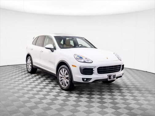 2016 Porsche Cayenne Base