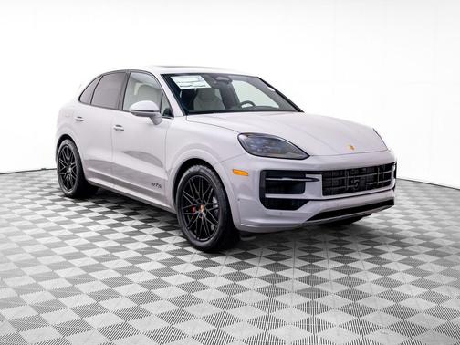 Chalk 2026 Porsche Cayenne GTS