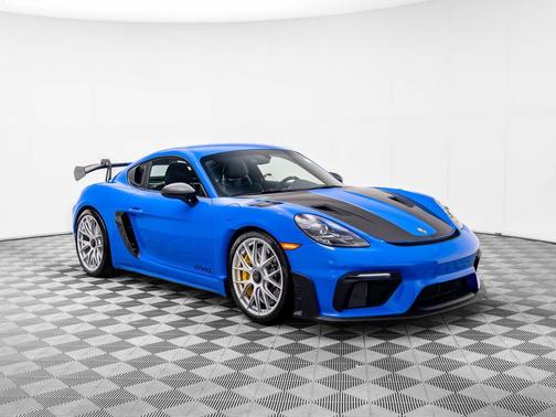2025 Porsche 718 Cayman GT4 RS