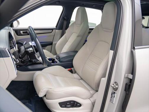 2022 Porsche Cayenne
