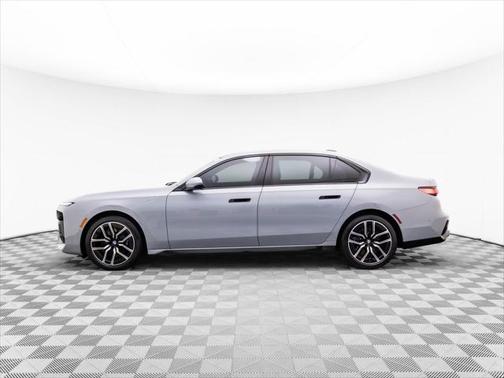 2024 BMW 760 i xDrive