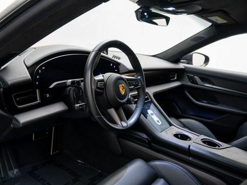 2021 Porsche Taycan Turbo S