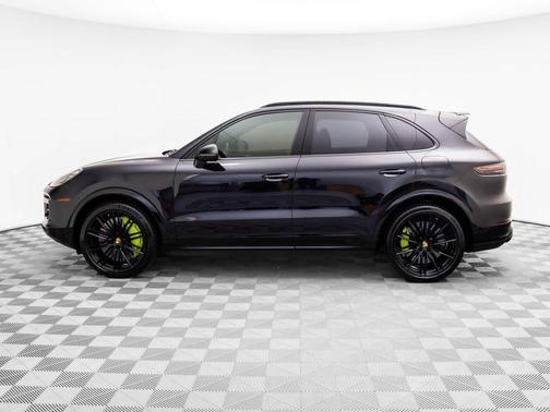 2021 Porsche Cayenne Cayenne Turbo S E-Hybrid
