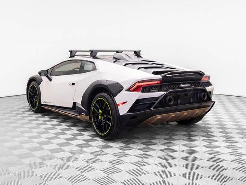White 2024 Lamborghini Huracan Sterrato
