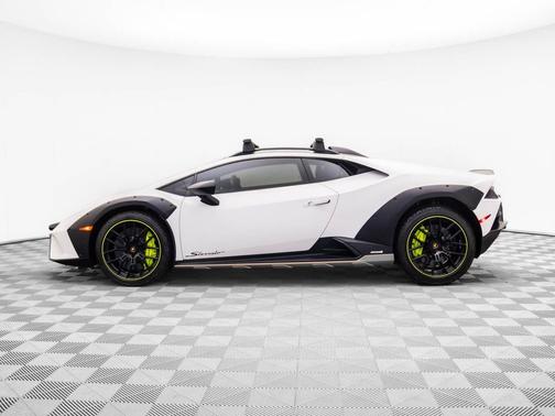 White 2024 Lamborghini Huracan Sterrato