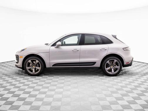 2023 Porsche Macan 