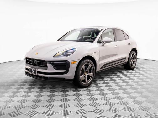 2023 Porsche Macan 