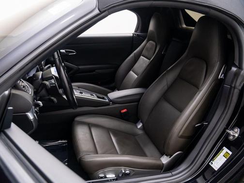 2017 Porsche 718 Boxster 