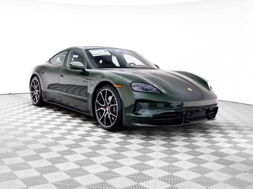 Oak Green Metallic Neo 2026 Porsche Taycan 4