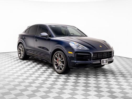 2022 Porsche Cayenne GTS