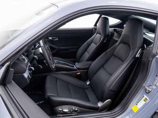 2024 Porsche 718 Cayman 