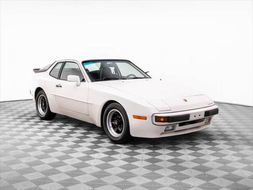 1983 Porsche 944