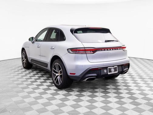 2025 Porsche Macan
