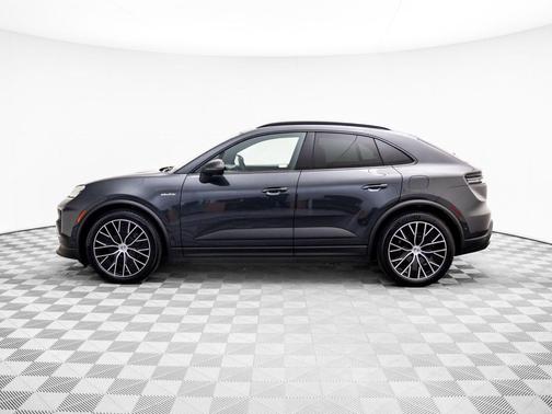 2024 Porsche Macan 4