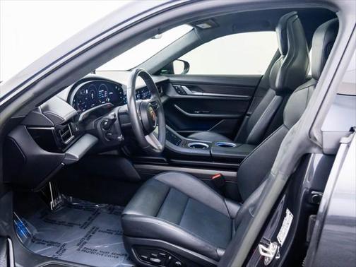 2023 Porsche Taycan Turbo S