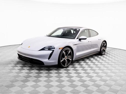 2022 Porsche Taycan 