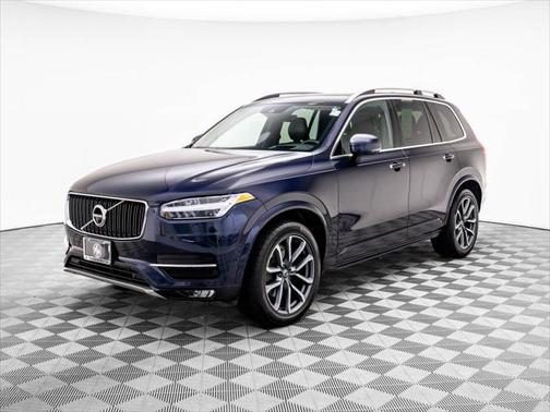 2019 Volvo XC90 T5 Momentum