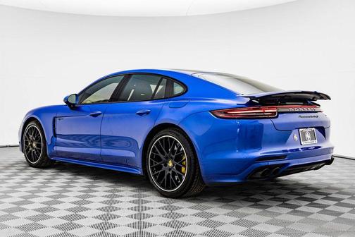 2018 Porsche Panamera Turbo