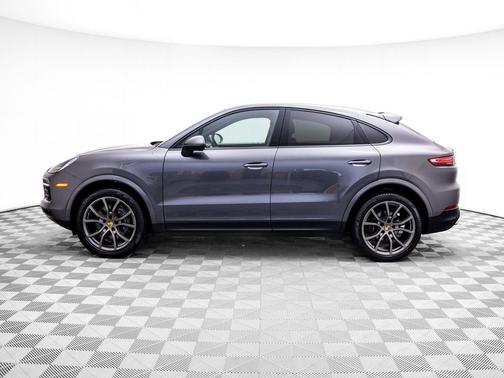 2022 Porsche Cayenne Cayenne