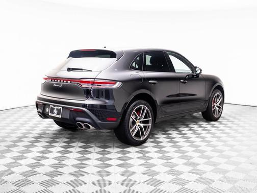 2025 Porsche Macan S