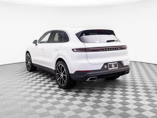 2025 Porsche Cayenne