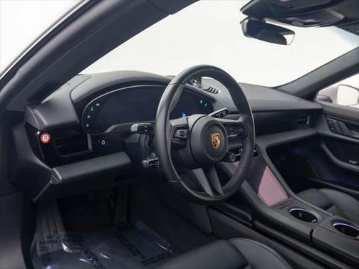 2022 Porsche Taycan